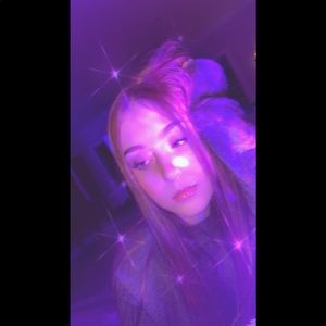 Meet your Posher, Madeline